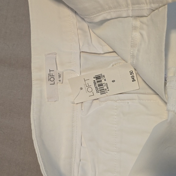 Loft white shorts 4" - Picture 4 of 6